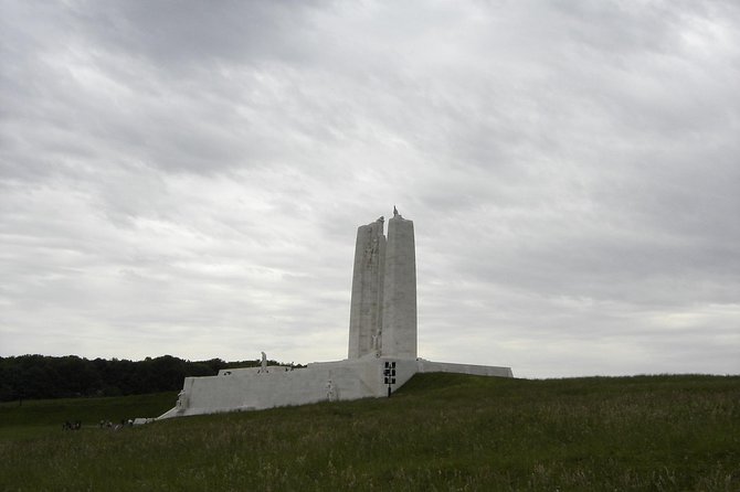 1 day Canadian WW1 private tour including Vimy Ridge - Beaumont-Hamel preserves the trench system
