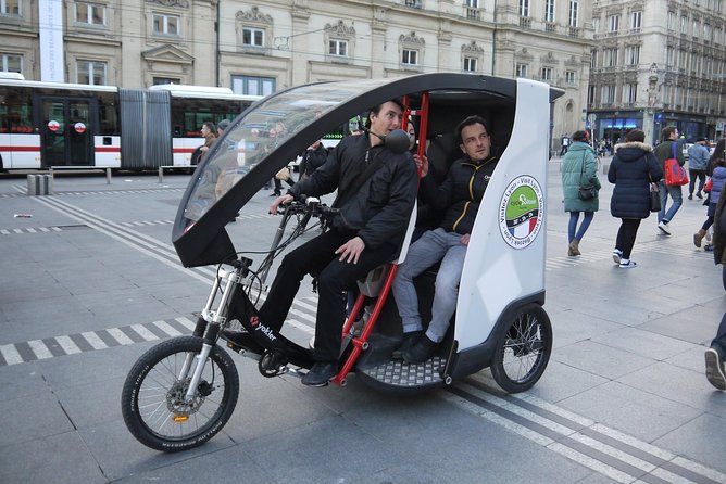 1 or 2-Hour Pedicab tour of Lyon - Vieux Lyon, traboules, and silk-era details