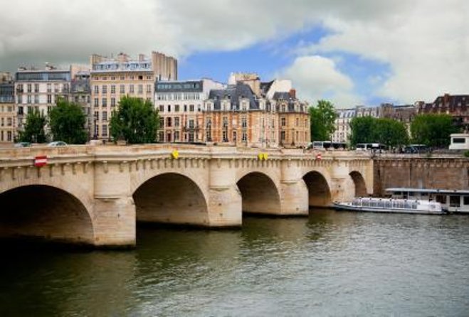 1st Day in Paris Discovery Private Tour: 'How-to' Orientation & Sightseeing Fun! - Key points to know before you book
