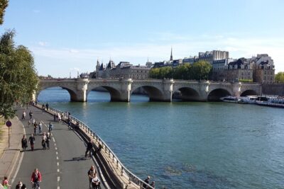 1st Day in Paris Discovery Private Tour: ‘How-to’ Orientation & Sightseeing Fun!