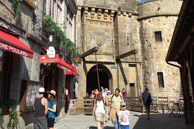 2-Hour Guided Walking tour of the Mont Saint Michel - The climb to the abbey and the bay views