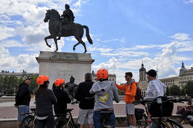 3h - Electric Bike Tour of Lyon with a Local Guide - The bicycle tunnel and Lyon’s unusual transport routes