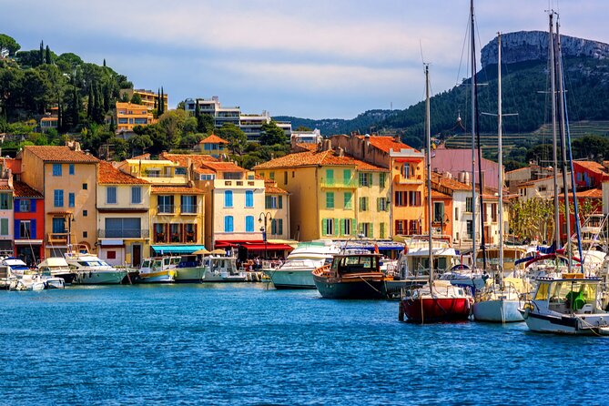 5-Hour Private Sightseeing Tour of the Provence from Marseille in Luxury Car - Cassis, seafood, and the Cap Canaille viewpoint