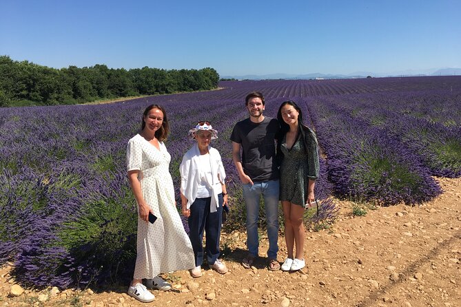5-Hours Lavender Fields Tour in Valensole from Aix-en-Provence - The 9 a.m. departure and small van ride