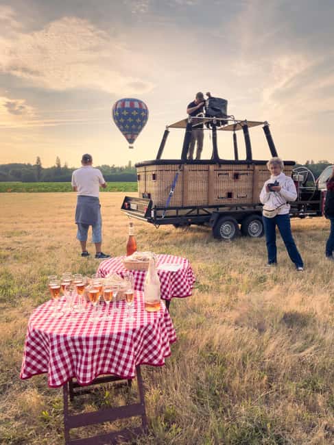 Amboise Hot-Air Balloon Sunset Ride over the Loire Valley - Choosing sunrise or sunset over the Loire