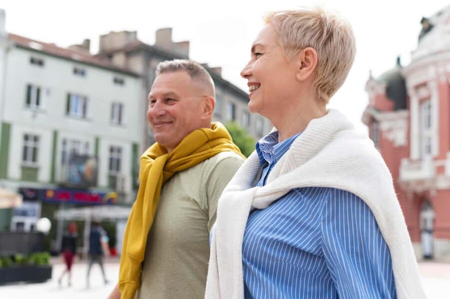 Annecy: Express Walk with a Local in 60 minutes - Key points to know before you book