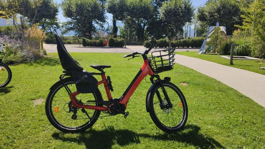 Annecy-le-Vieux, France: Electric and Classic Bike Rentals - Key points to know before you book