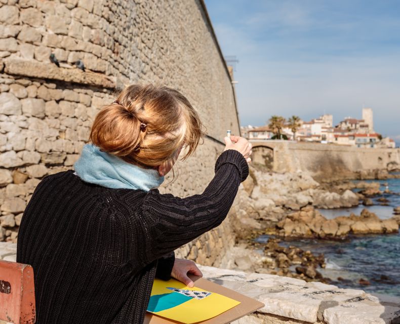 Antibes: Picasso Museum Drawing Tour Led by Local Artist - Why the outdoor art session works