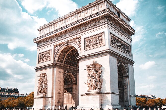 Arc de Triomphe + Rooftop Access Tickets - Scanning your smartphone ticket