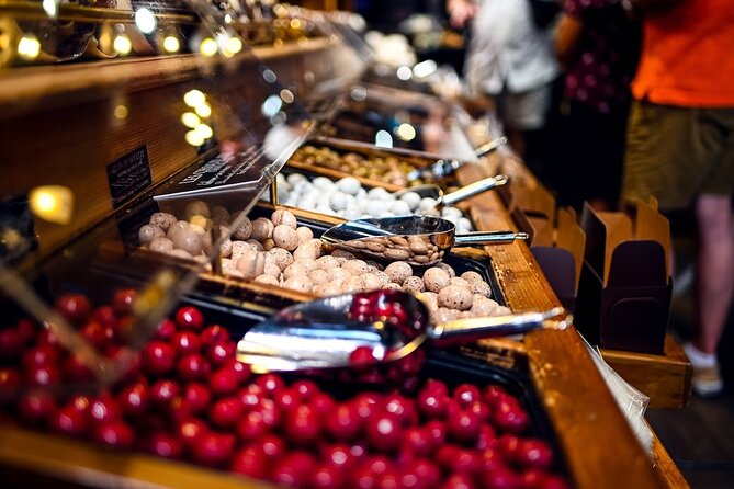 Authentic Parisian Gourmet Food Tour with 10 Local Dishes & Wines - Why the guides make such a difference