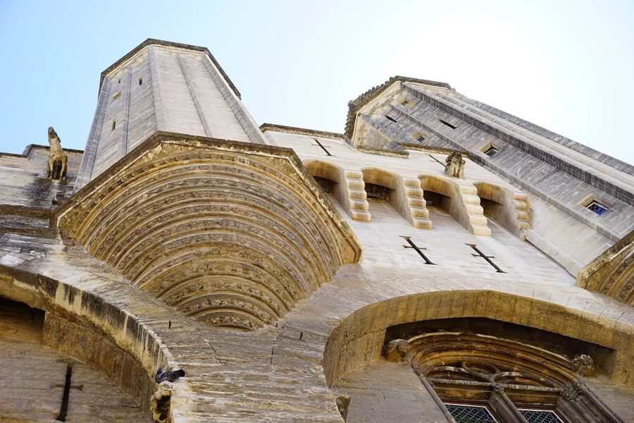 Avignon: Private Walking Tour – Discover History & Heritage - Pont St. Bénezet and the broken bridge