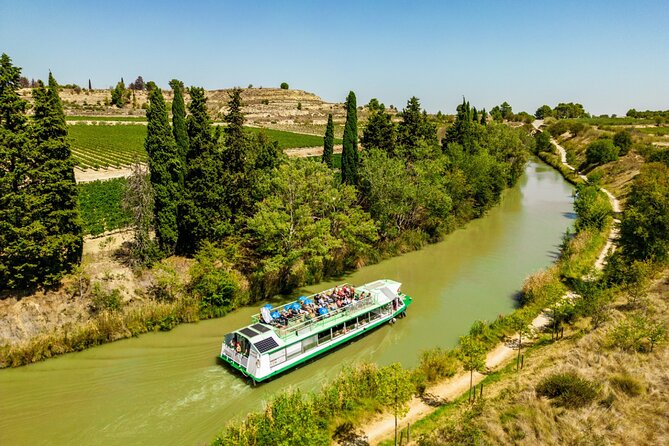Barge cruise on the Canal du Midi (UNESCO site) - Boarding at the nine locks of Fonseranes