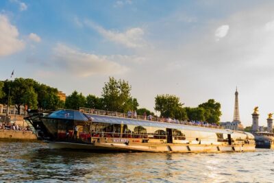 Bateaux Mouches Dinner Cruise on the Seine River in Paris