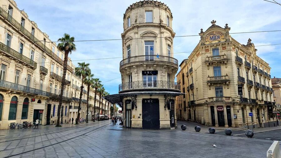 Best of Montpellier: Private Walking Tour with a Local - The Arc de Triomphe and Promenade du Peyrou