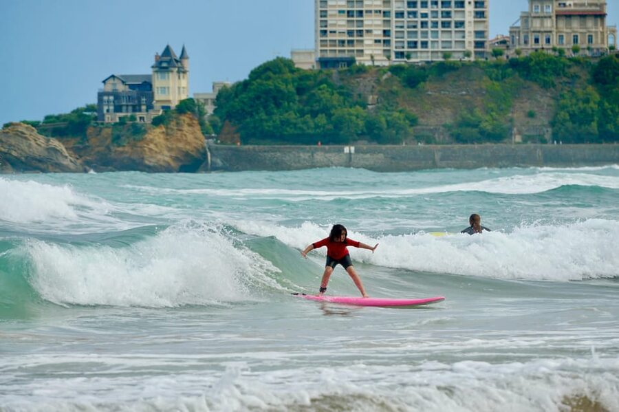 Biarritz: 1.5-Hour Group Surf Lesson - How hard is the lesson?