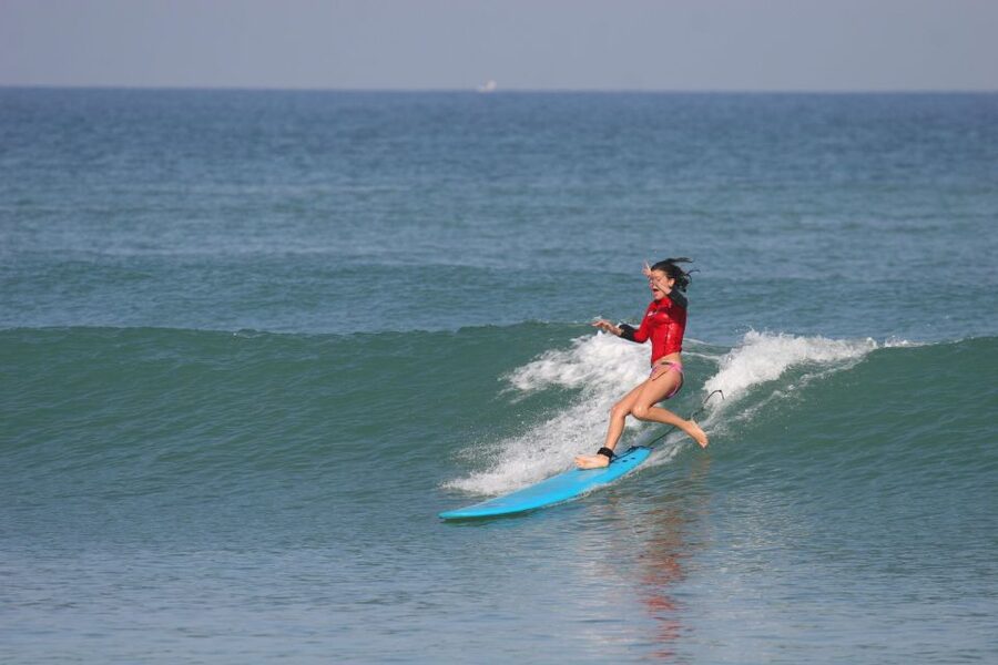Biarritz : Cours de surf sur la côte Basque. - Why Marbella Beach makes a good classroom