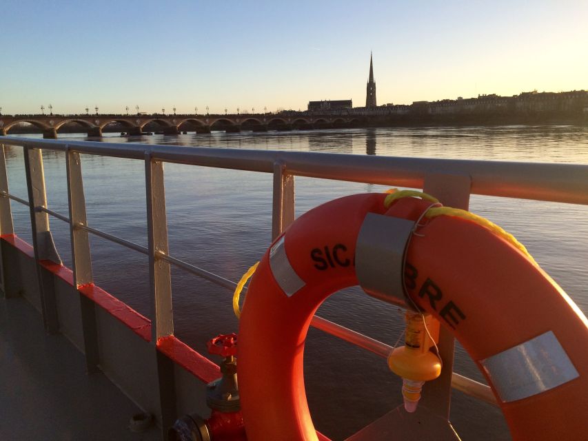 Bordeaux: 2-Hour River Dinner Cruise - Key points at a glance