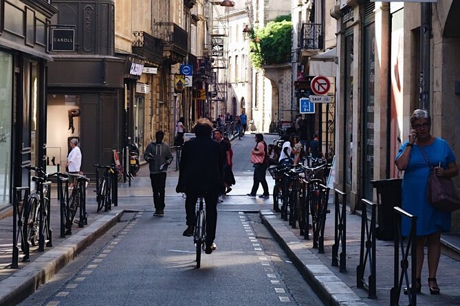 Bordeaux' Best Boulangeries & History Tour - Tour Pey-Berland and three major monuments