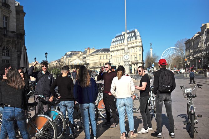 "Bordeaux by bicycle: a 3-hour tour immersive experience" - Pont Jacques Chaban-Delmas and La Cité du Vin