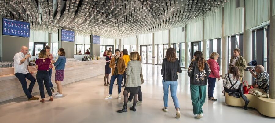 Bordeaux: Cité du Vin Entry Ticket and Wine Tasting - The 8th-floor belvedere and the included wine