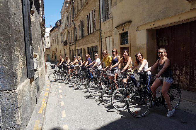 Bordeaux Essentials Sightseeing Bike Tour with a Local Guide - Bikes, helmets, and the physical effort