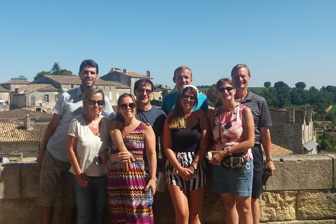 Bordeaux Full Day Wine Tour - 3 Wineries & Gourmet Picnic Lunch - The ride south to Pessac-Léognan