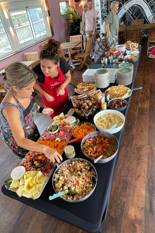 Bordeaux: Garonne River Yacht Cruise with Brunch - Comfort, weather, and the open bar