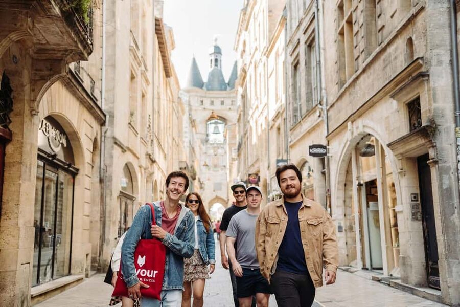 Bordeaux: Guided Food and Wine Tour with Tastings - La Grosse Cloche and Bordeaux’s old city streets