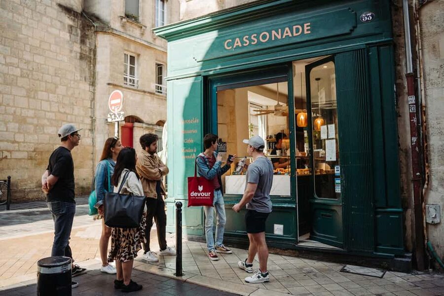 Bordeaux: Guided Food and Wine Tour with Tastings - Saint-André Cathedral and Pey-Berland Tower