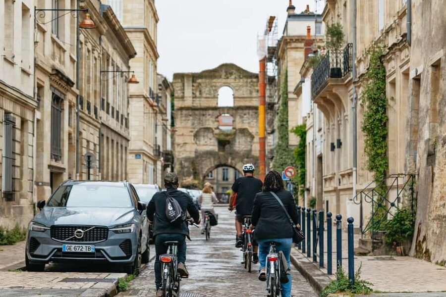 Bordeaux: Historic Center & Chartrons District Bike Tour - The modern bridge and the Chartrons district