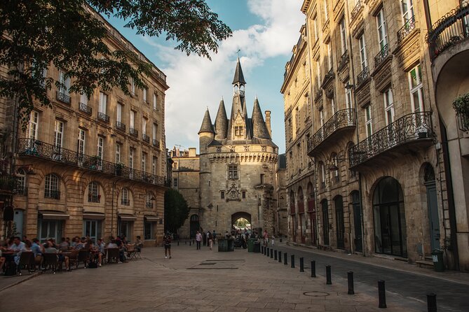 Bordeaux Old Town Food and Wine Tour - Guides Who Add More Than Directions