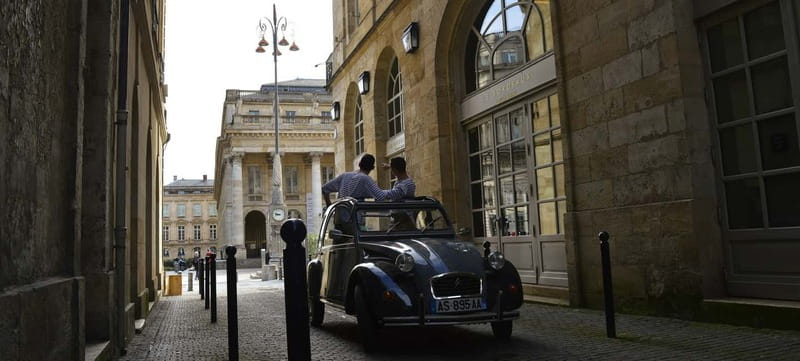 Bordeaux: Private Tour in a Citroën 2CV - Why a 2CV works so well in Bordeaux