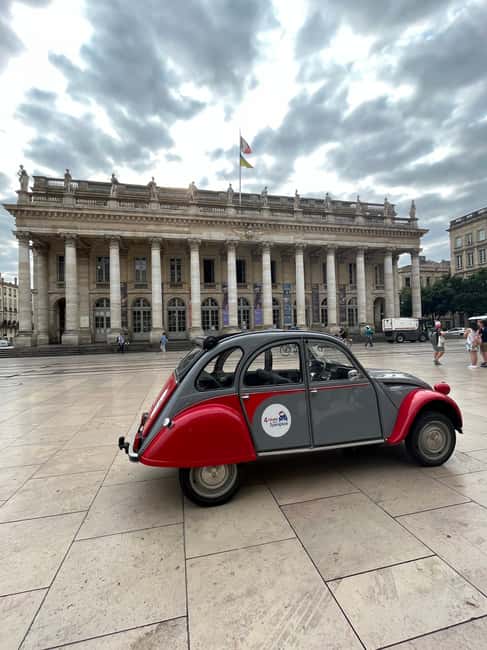 Bordeaux: Private Tour in a Citroën 2CV - Gambetta, Palais Gallien, and Jardin Public