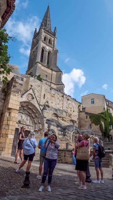 Bordeaux: Saint-Emilion and Medoc Full-Day Wine Experience - Château Margaux photo stop