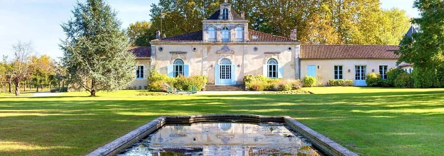 Bordeaux: Saint-Emilion and Medoc Full-Day Wine Experience - The final classified château tasting