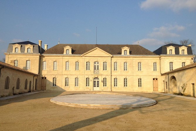 Bordeaux Super Saver Wine Tasting class and St Emilion region - The minivan ride to Saint-Émilion