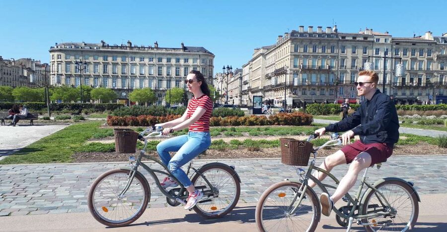 Bordeaux: Top Landmarks & Historic Bike Tour - Chartrons and the old wine-trade quarter