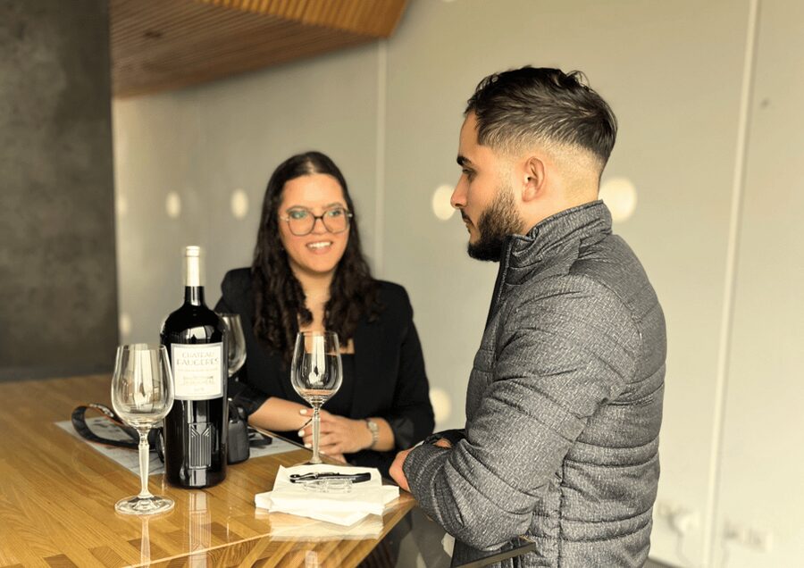 Bordeaux : Unforgettable Saint Emilion Half Day Wine Tour - Who should book this Saint-Émilion outing