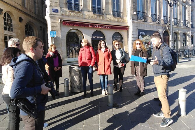 Bordeaux Unveiled: The Ultimate Private Walking Experience - A private start at the Monument aux Girondins