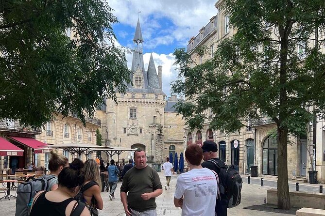 Bordeaux Walking Tour with a Local Private Guide - Medieval Bordeaux at Porte Cailhau