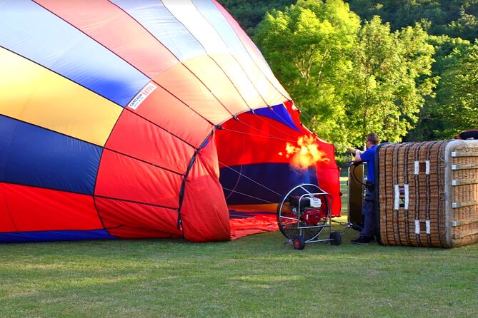 Burgundy Hot-Air Balloon Ride from Beaune - Taking off from Château de Pommard