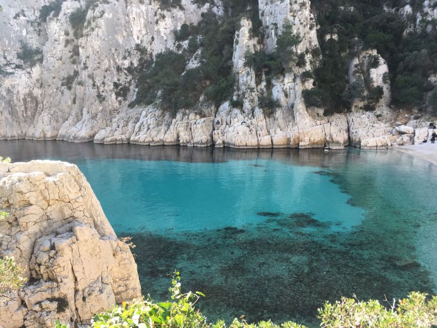 Calanques National Park: E-Mountain Bike with Virtual Guide - Riding the Calanques on gravel tracks