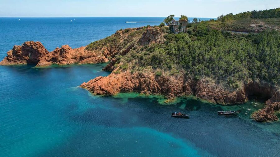 Cannes: 2.5-Hour Esterel Calanques Boat Excursion - From Port du Béal to the Esterel coast