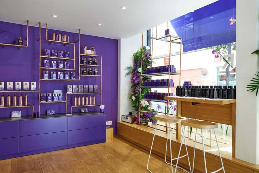 Cannes: Discovery Perfume Workshop - Making Your Own Scent in 45 Minutes