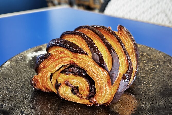 Cannes Ooh La La Croissant Tasting Tour - Walking the beaches and old port