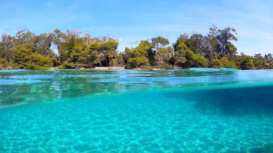 Cannes: Private Boat Trip to Lerins Islands & Cap d'Antibes - Why six hours is worth considering