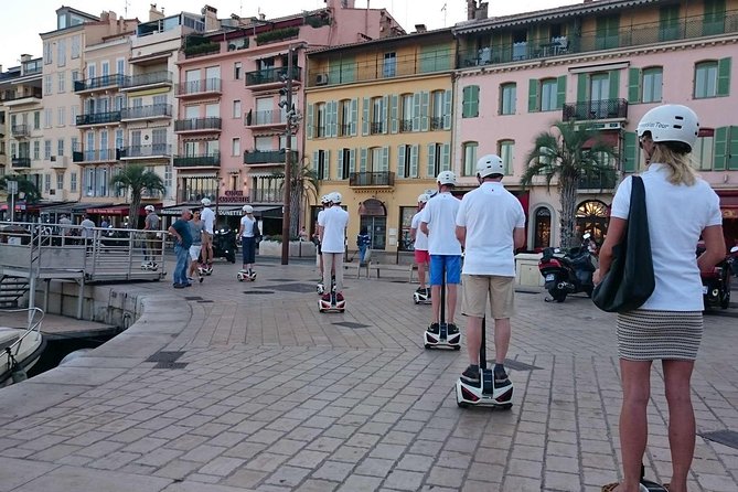 CannesVisiTour, Grand Tour: 2 Hours - Le Suquet: steep streets and a city-wide view