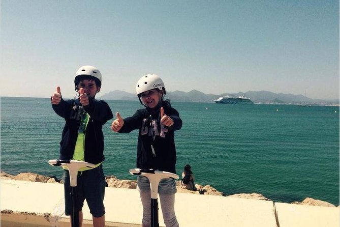 CannesVisiTour, Grand Tour: 2 Hours - Pointe Croisette: gardens, beaches, and ports