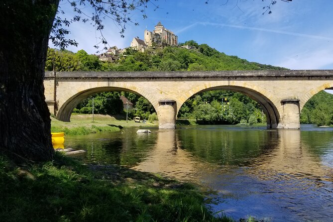 Canoe Butterfly - The scenery: castles, villages, and open water