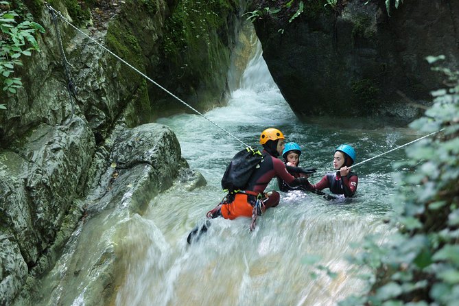 Canyoning discovery 3h in Aix les bains / Chambéry: Ternèze - Why Ternèze works for a first canyoning trip